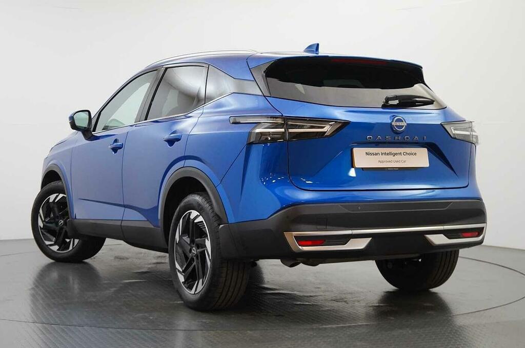 Nissan Qashqai 1.3 Dig-t Mh 158 N-connecta With Glass Roof Blue #3
