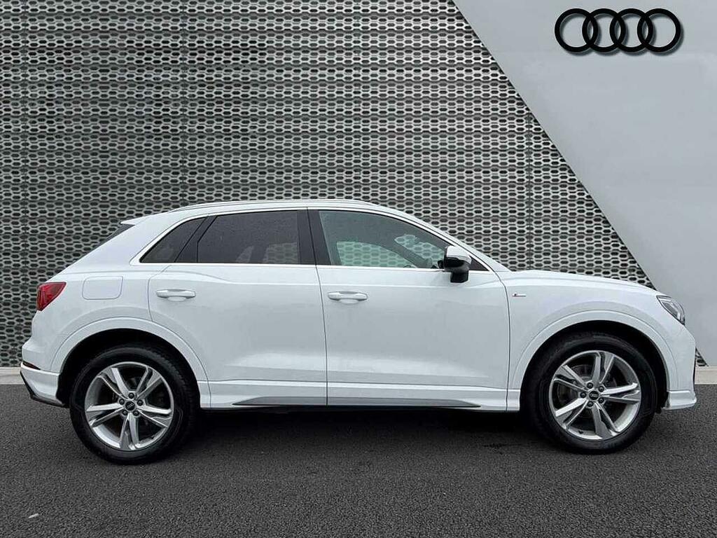Audi Q3 S Line 35 Tdi 150 Ps S Tronic SK71BHA White #4