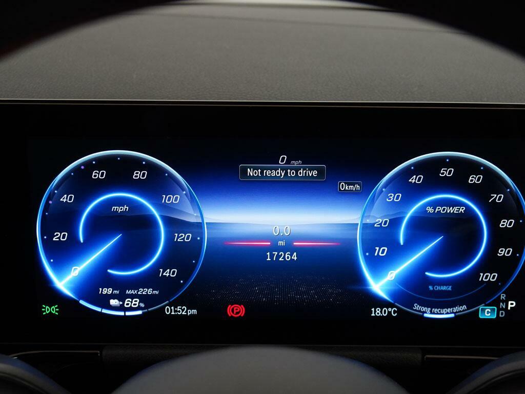 Mercedes-Benz EQA Eqa 250 Amg Line Executive Blue #4