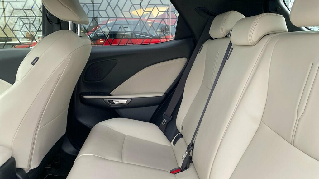 Lexus LBX 1.5 Premium Plus E-cvt Grey #44