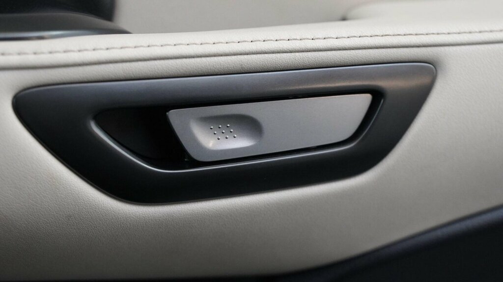 Lexus LBX 1.5 Premium Plus E-cvt Grey #19