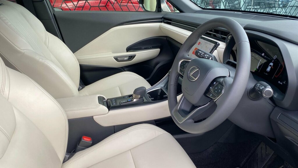 Lexus LBX 1.5 Premium Plus E-cvt Grey #43