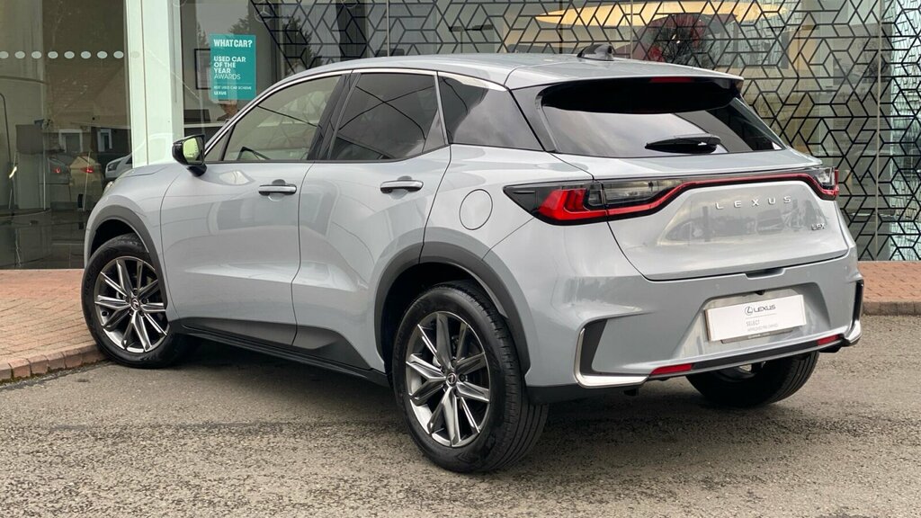 Lexus LBX 1.5 Premium Plus E-cvt Grey #32