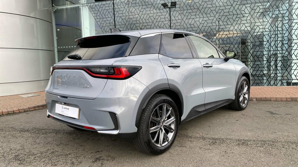 Lexus LBX 1.5 Premium Plus E-cvt Grey #48