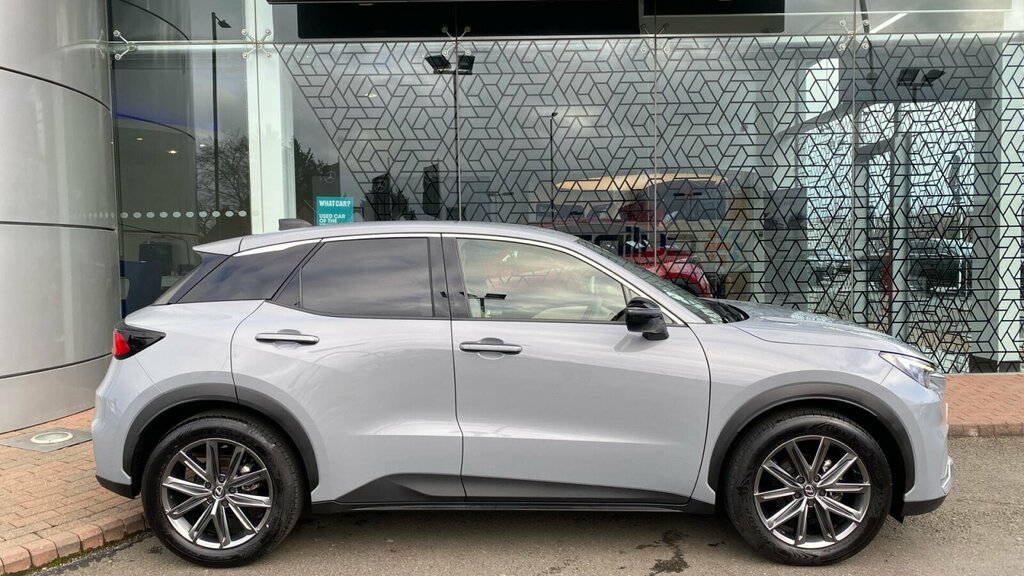 Lexus LBX 1.5 Premium Plus E-cvt Grey #46