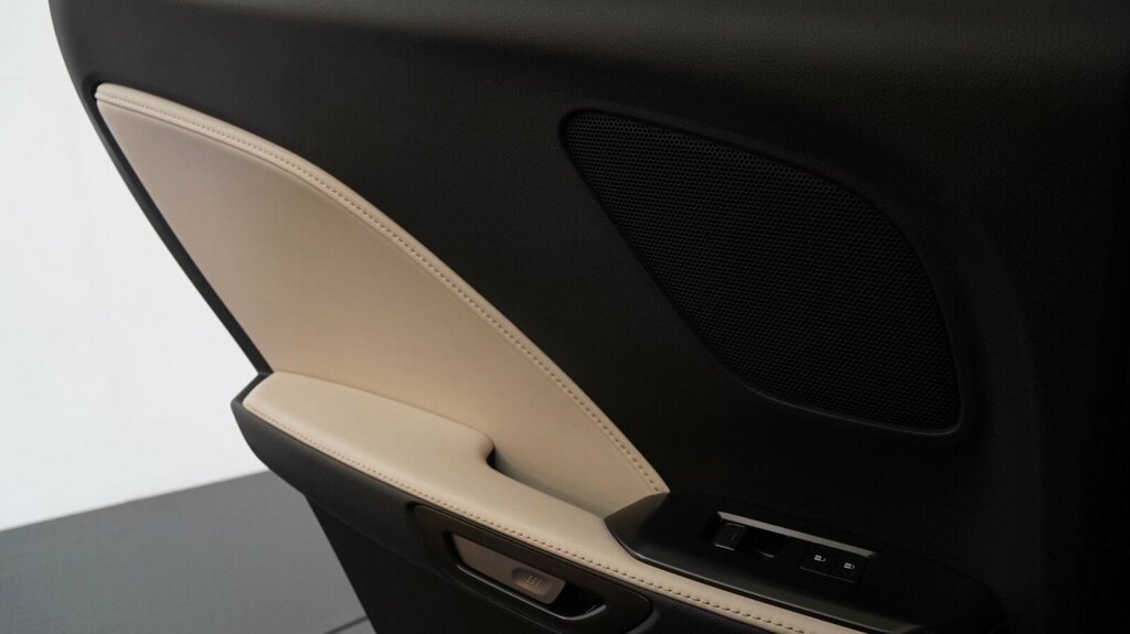 Lexus LBX 1.5 Premium Plus E-cvt Grey #21