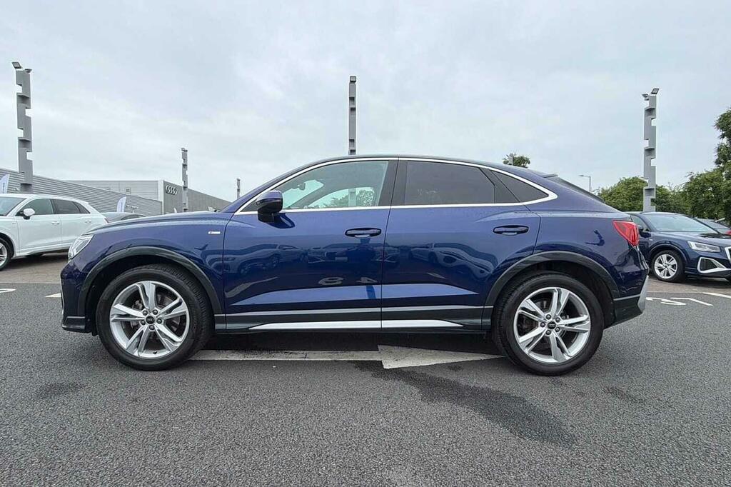 Audi Q3 Sport Blue #15