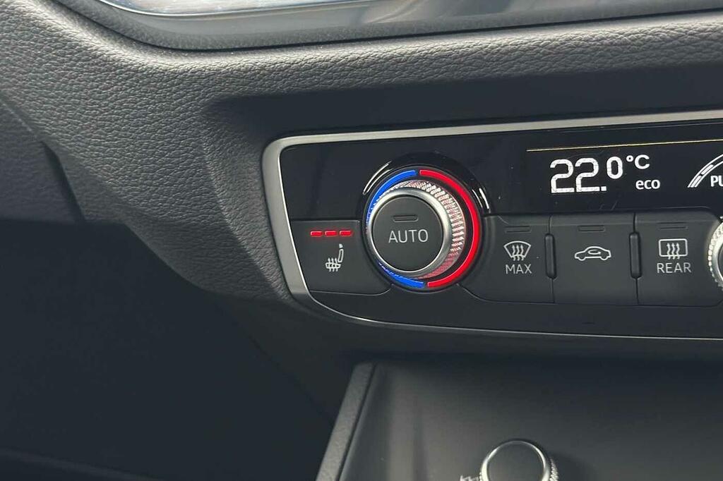 Audi Q3 Sport Blue #32