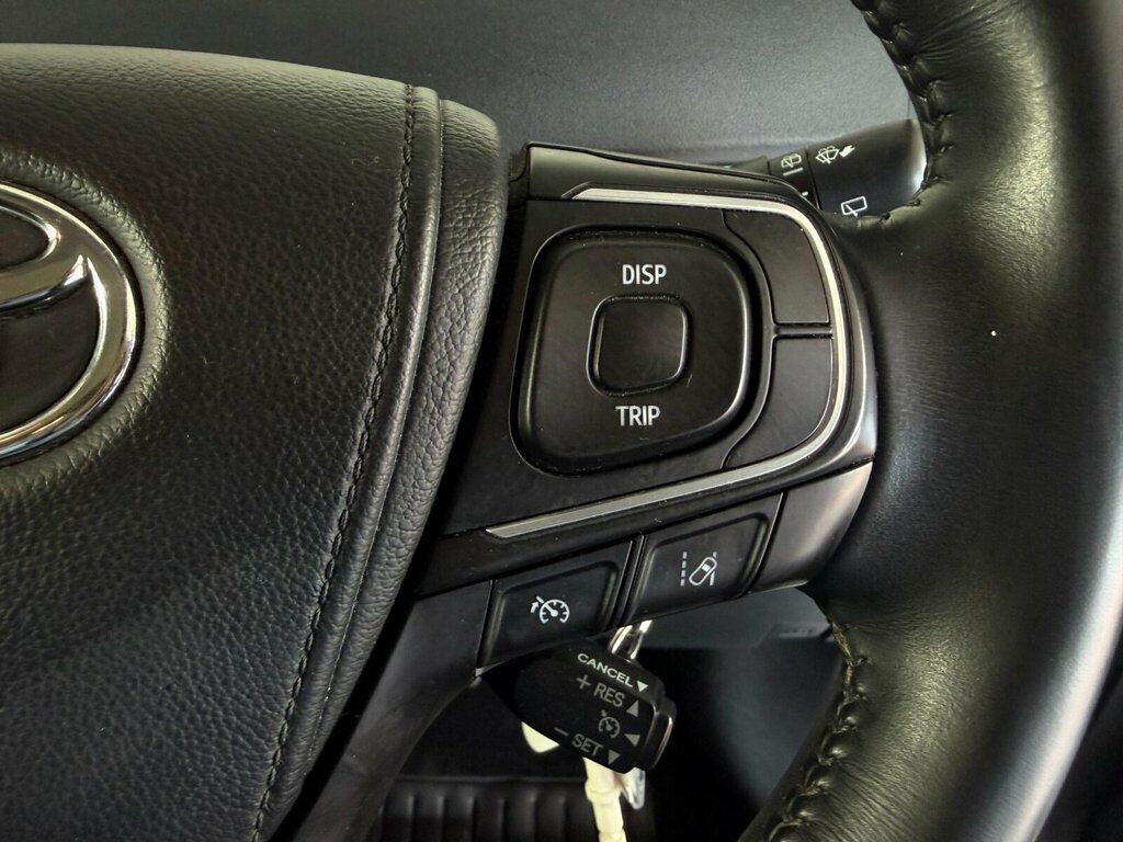 Toyota Verso Valvematic Icon Grey #20