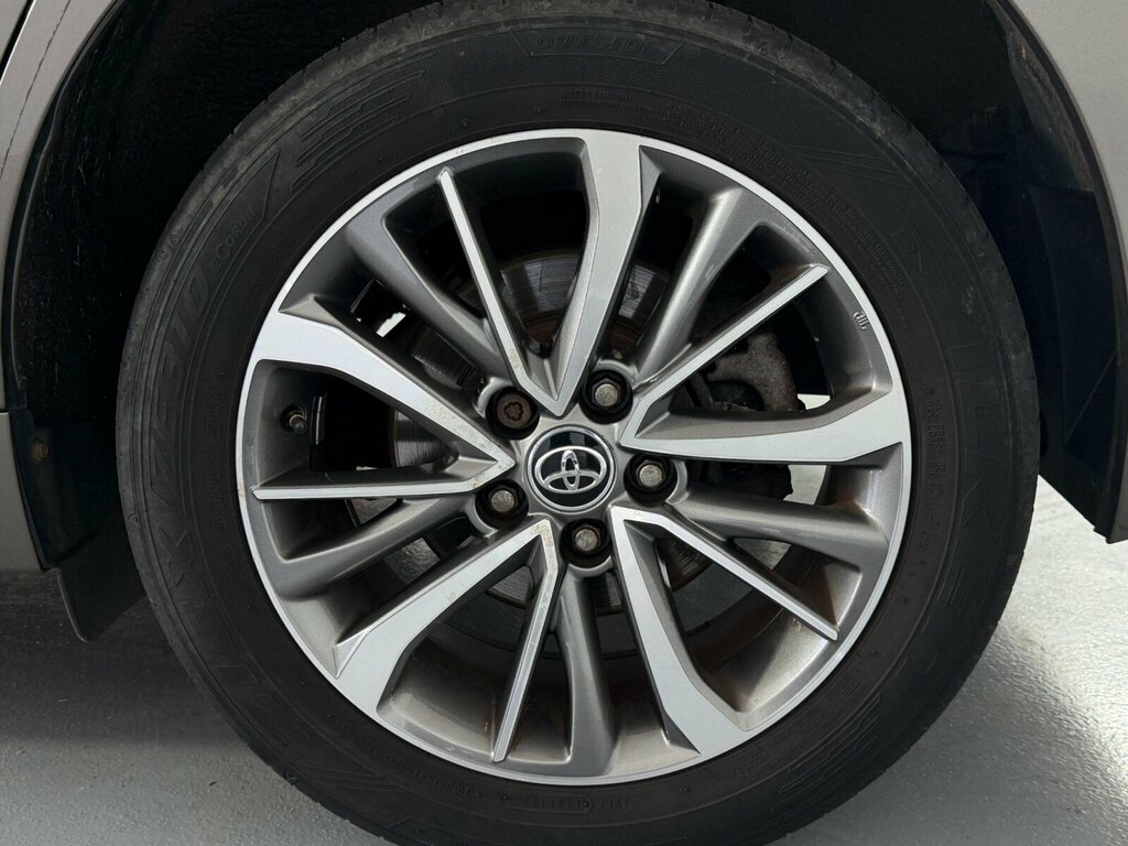 Toyota Verso Valvematic Icon Grey #25