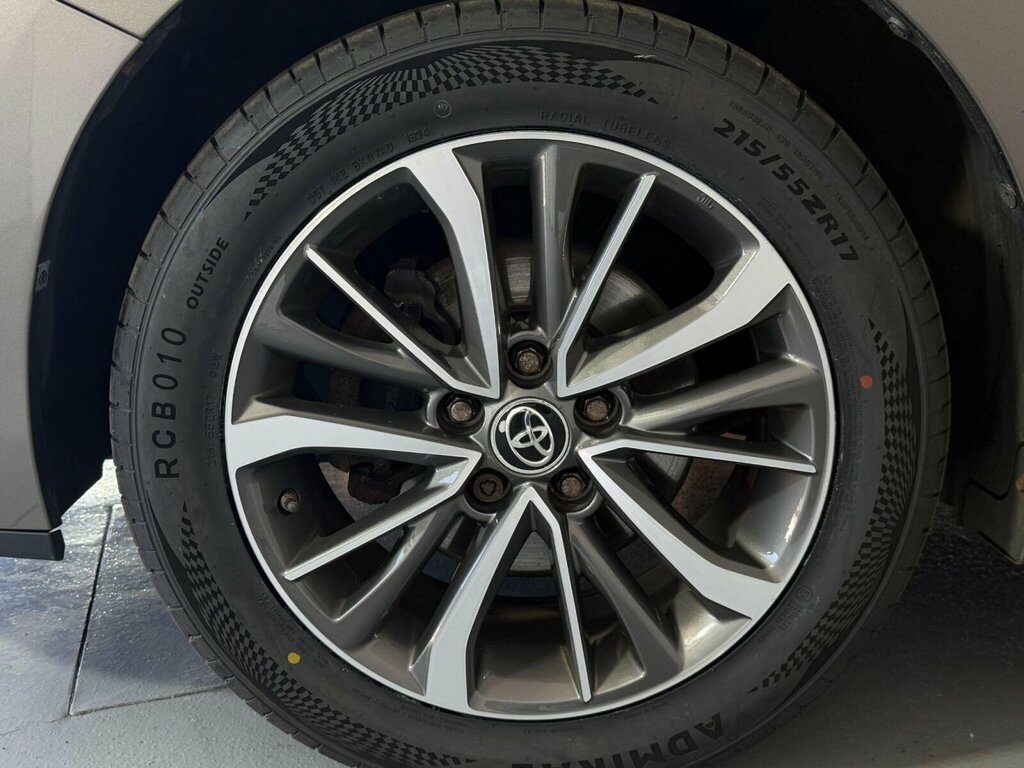 Toyota Verso Valvematic Icon Grey #26