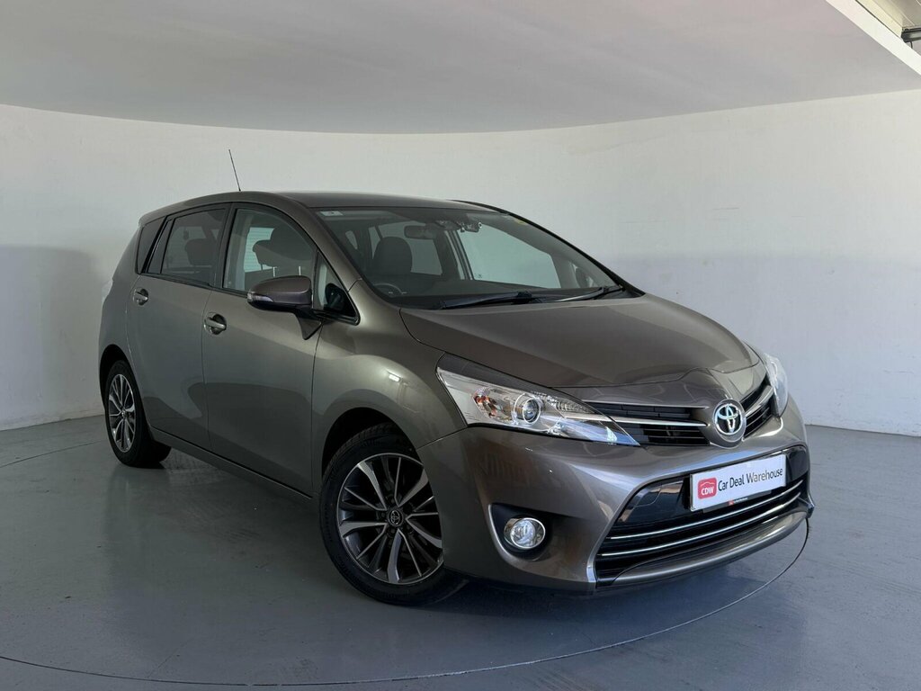 Toyota Verso 1.8 V-matic Design Multidrive S Euro 6 7 Seat Brown