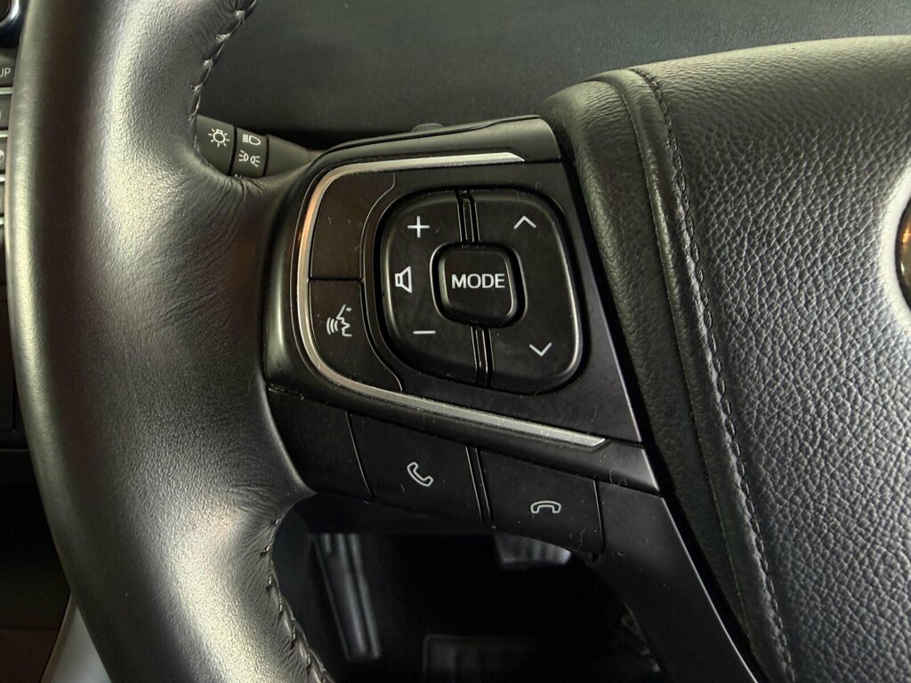 Toyota Verso Valvematic Icon Grey #19