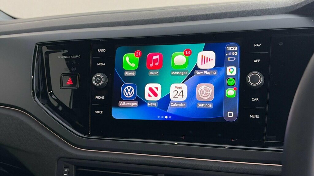 Volkswagen Polo Hatchback  #22