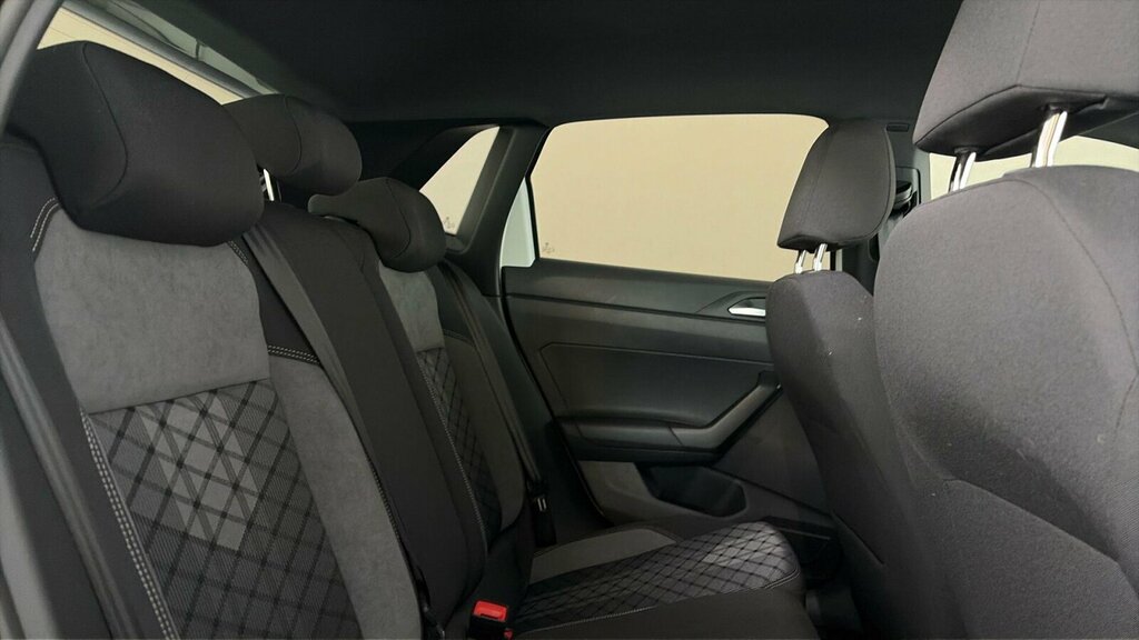 Volkswagen Polo Hatchback  #13