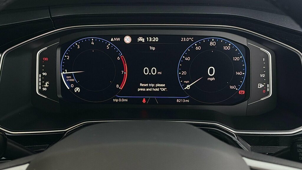 Volkswagen Polo Hatchback  #19
