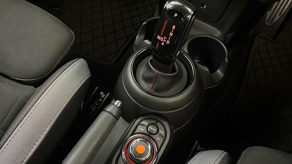 Mini Hatch Back Euro 6 Ss 136 Ps Black #19