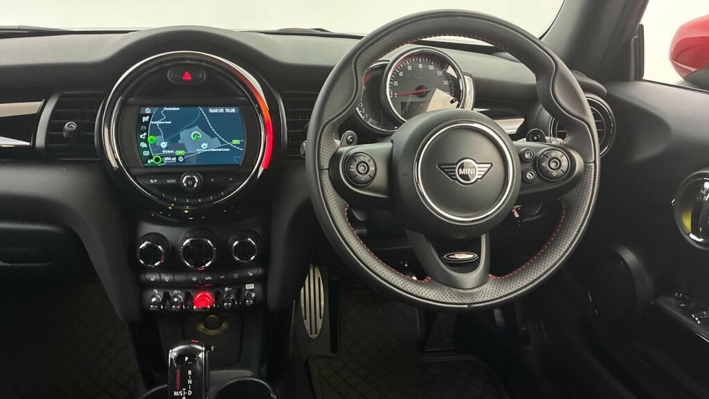 Mini Hatch Back Euro 6 Ss 136 Ps Black #10