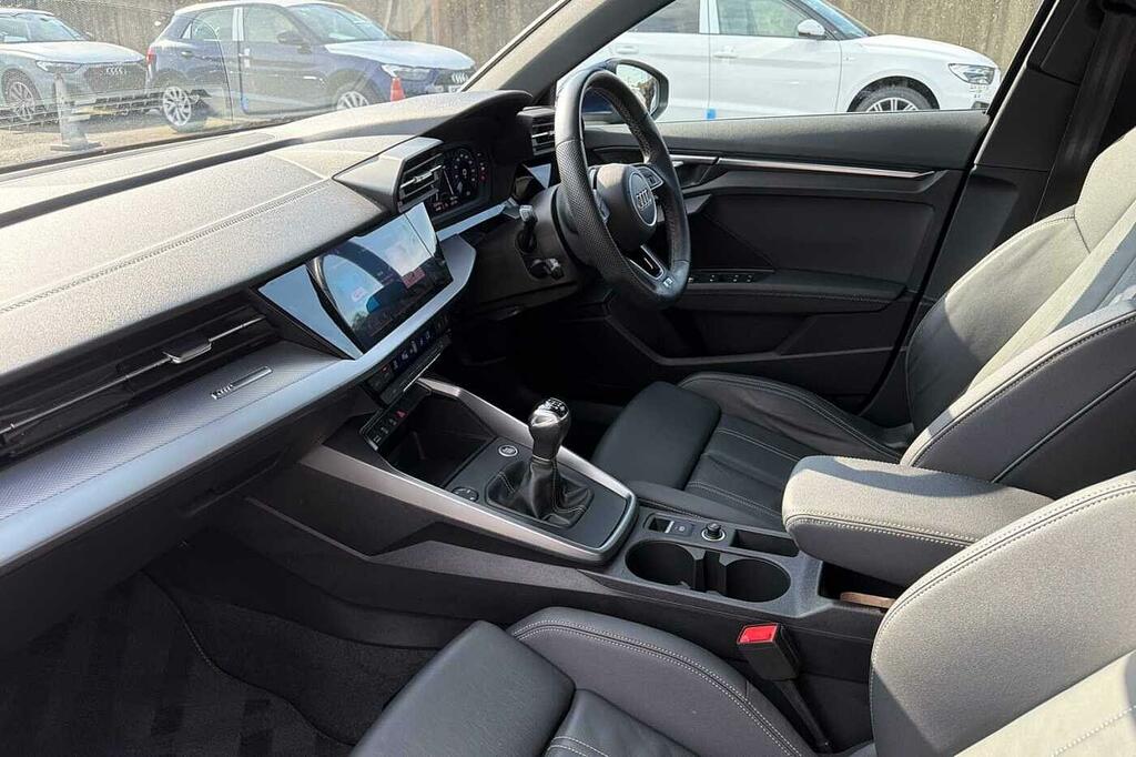 Audi A3 S Line 35 Tfsi 150 Ps 6-Speed Blue #2