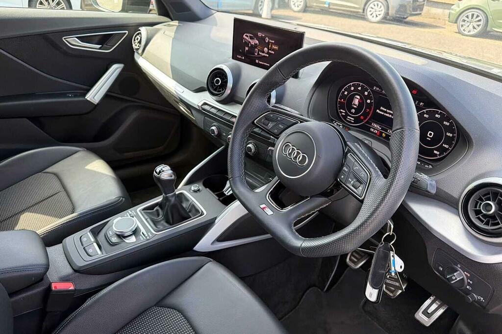 Audi Q2 Black Edition 30 Tfsi 110 Ps 6-Speed Grey #6