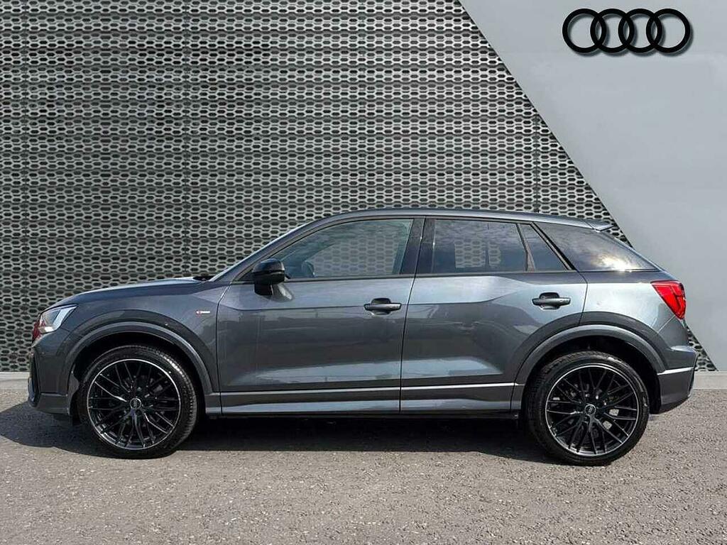Audi Q2 Black Edition 30 Tfsi 110 Ps 6-Speed Grey #4