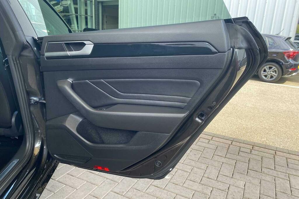 Volkswagen Arteon R-line Black #42