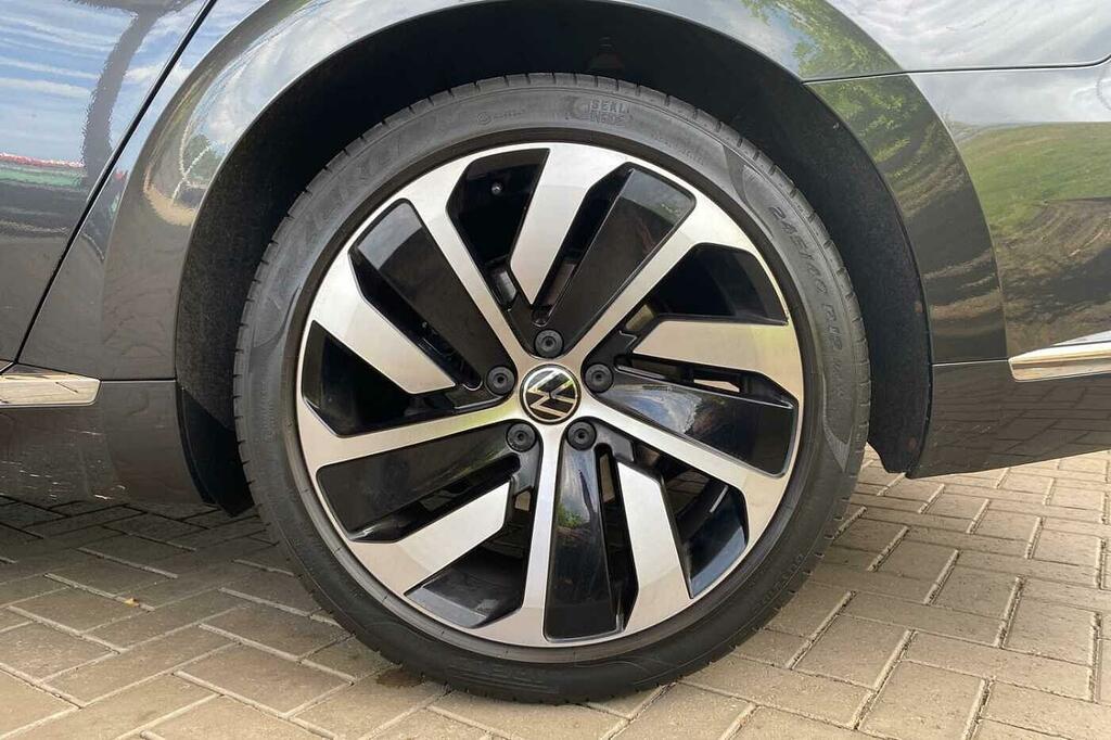 Volkswagen Arteon 2.0 Tdi 200 R-line Dsg Grey #5
