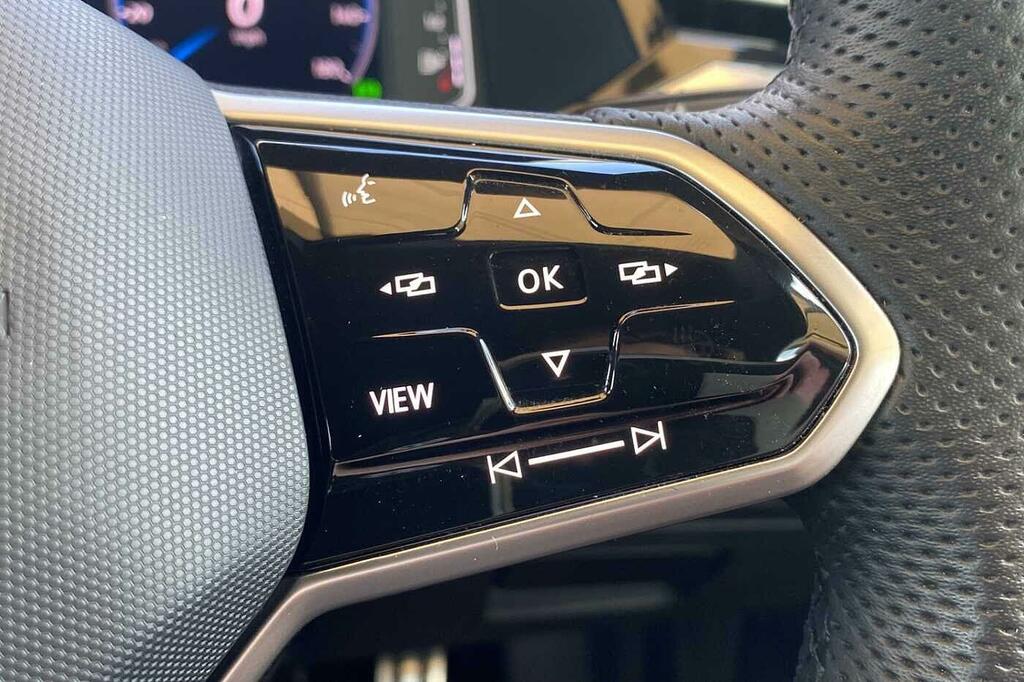 Volkswagen Arteon R-line Black #33