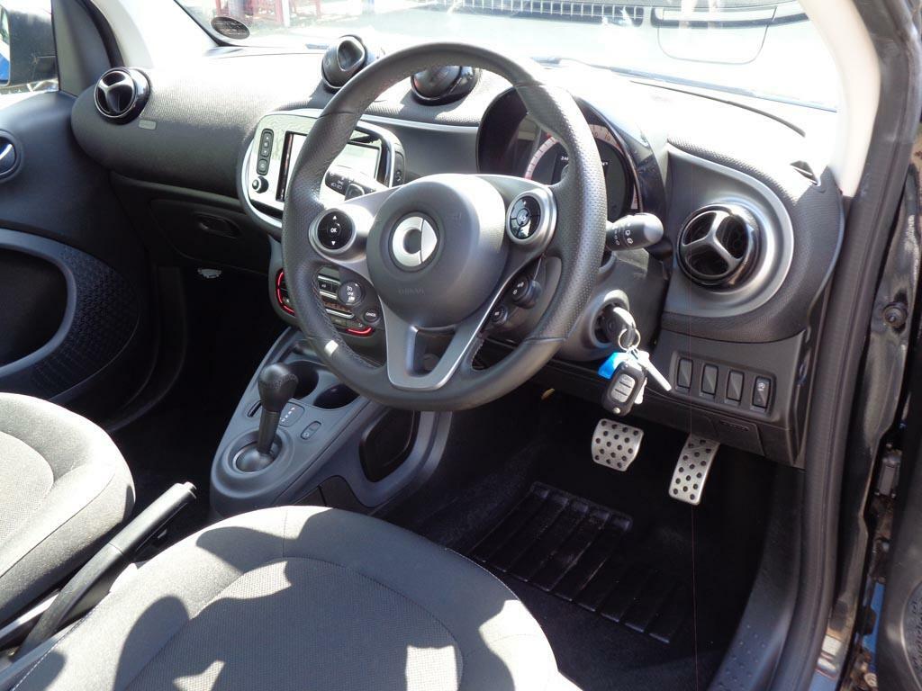 Smart Fortwo Coupe 0.9 Turbo Urban Shadow Edition Silver #16