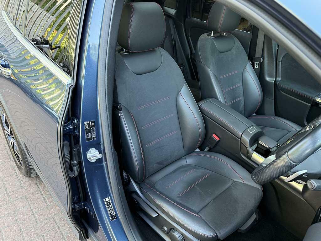 Mercedes-Benz EQA Eqa 250 140Kw Amg Line 66.5Kwh Black #25