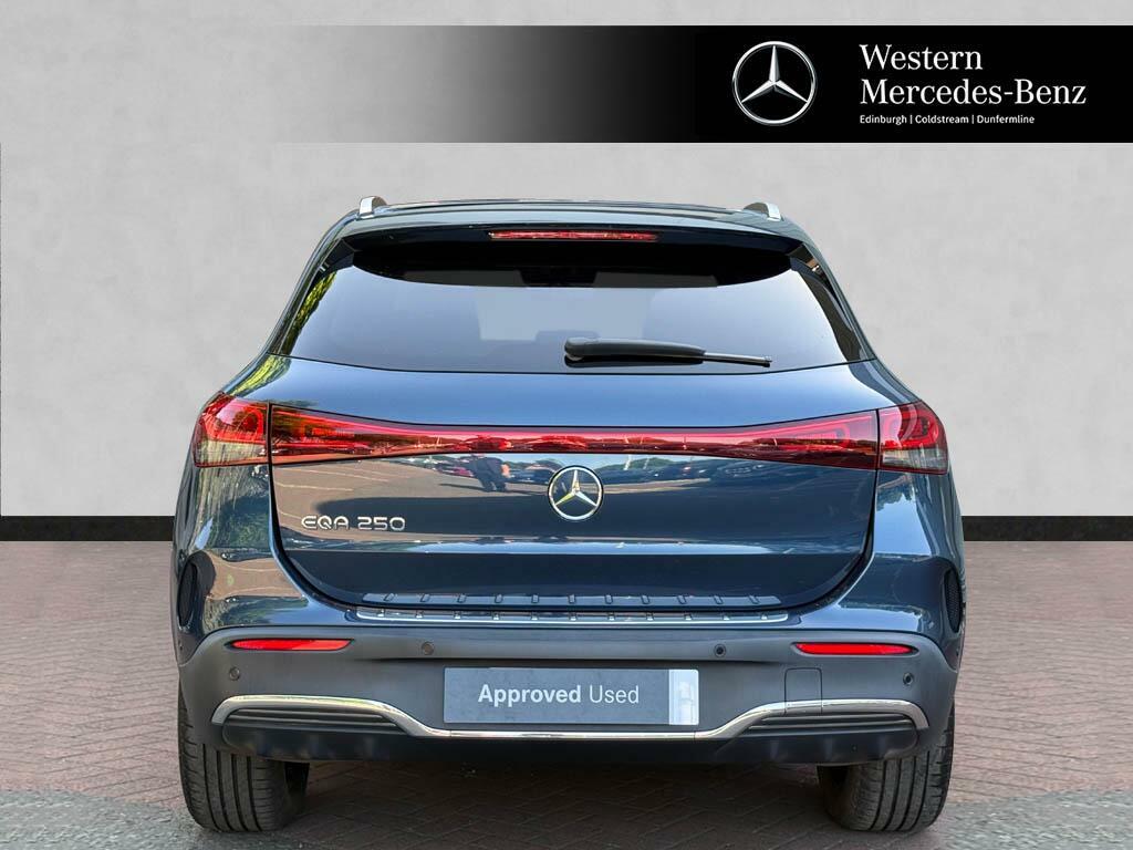 Mercedes-Benz EQA Eqa 250 140Kw Amg Line 66.5Kwh Black #12
