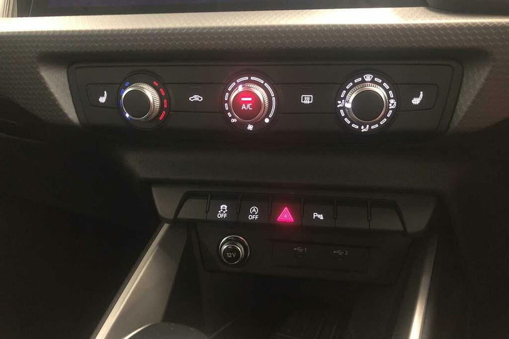 Audi A1 25 Tfsi Sport S Tronic 2024 Black #38