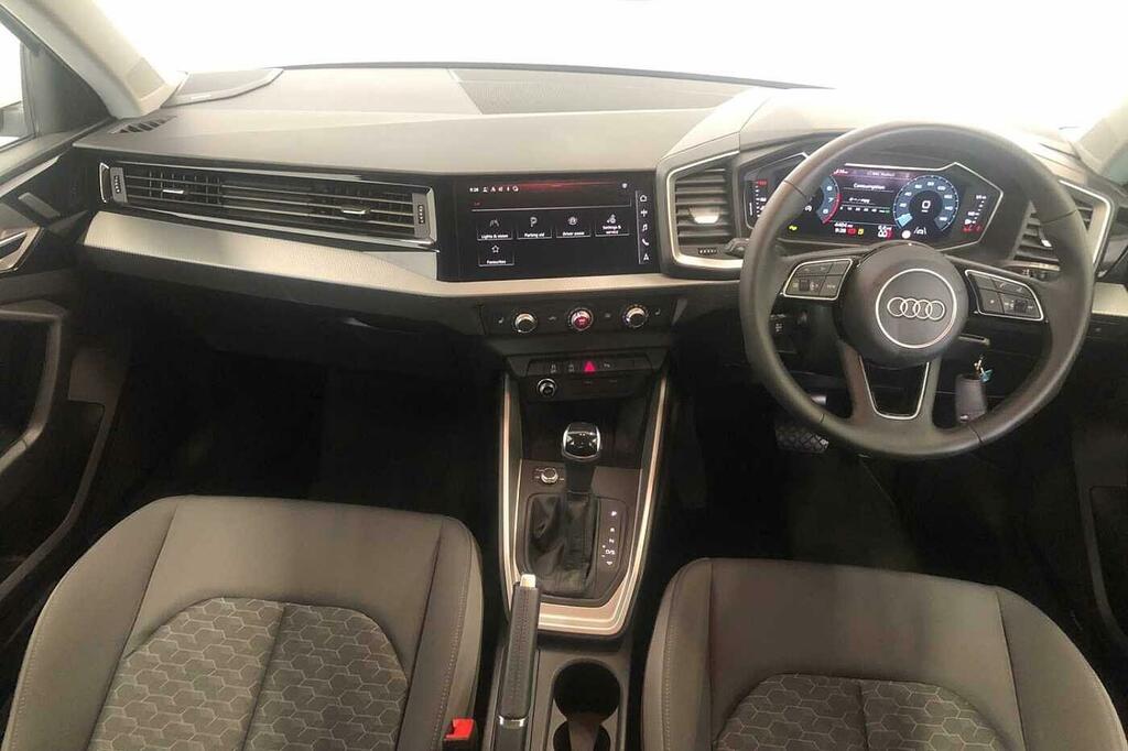 Audi A1 25 Tfsi Sport S Tronic 2024 Black #12