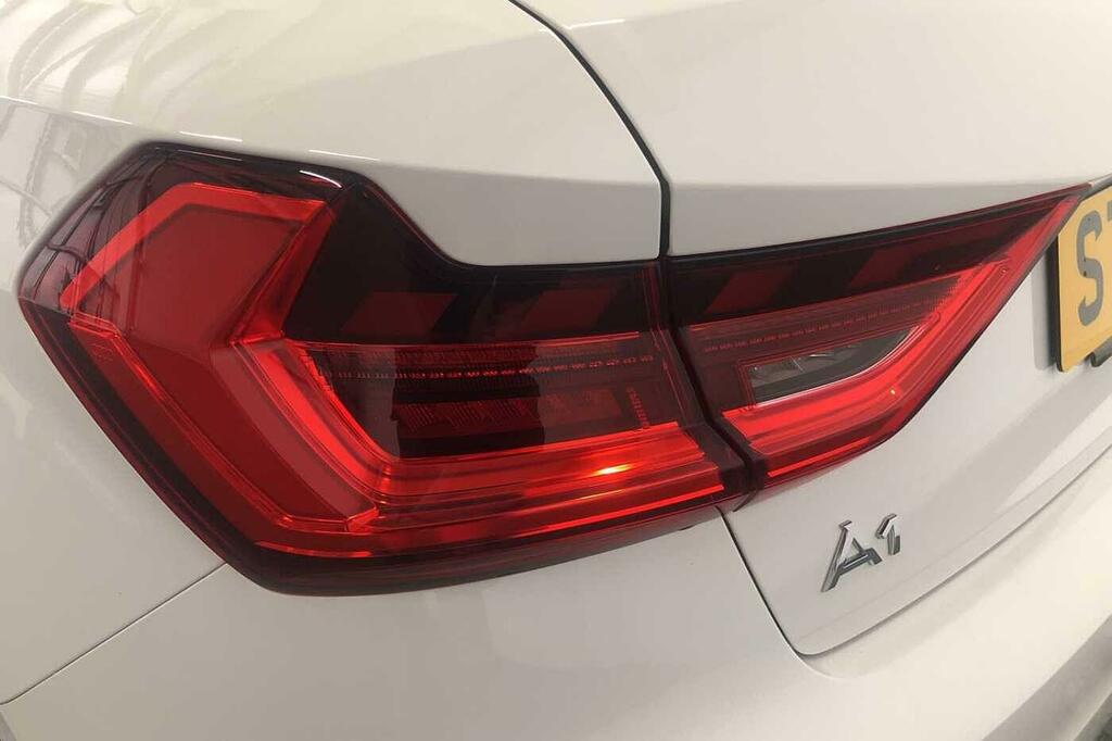 Audi A1 25 Tfsi Sport S Tronic 2024 Black #22