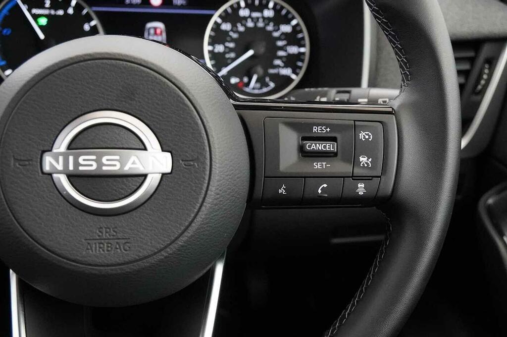 Nissan Qashqai E-power Acenta Premium Blue #38
