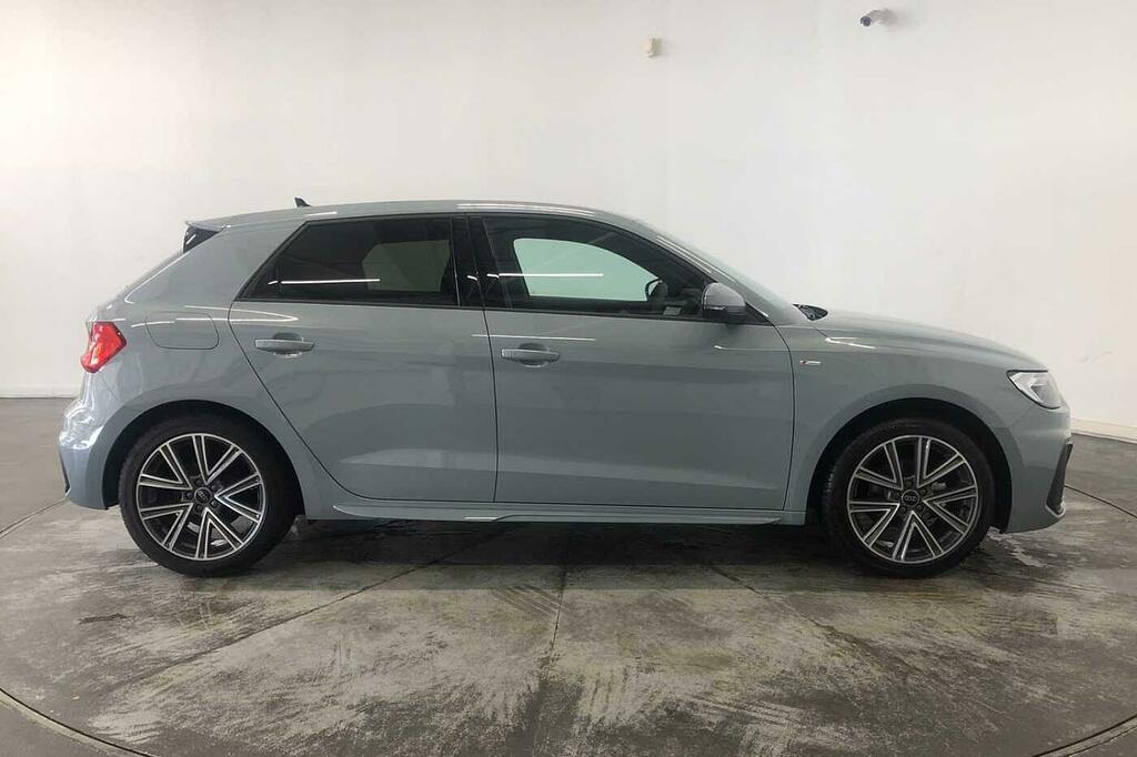 Audi A1 Audi A1 Sportback 35 Tfsi S Line S Tronic Grey #4