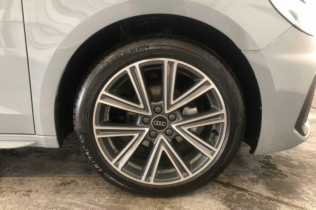 Audi A1 Audi A1 Sportback 35 Tfsi S Line S Tronic Grey #5