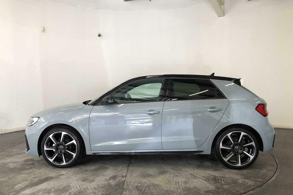 Audi A1 Sport 30 Tfsi 116 Ps S Tronic Blue #16