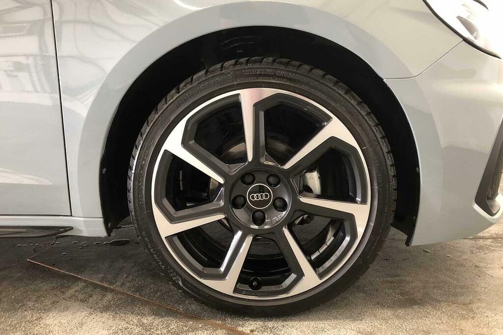 Audi A1 Sport 30 Tfsi 116 Ps S Tronic Blue #5