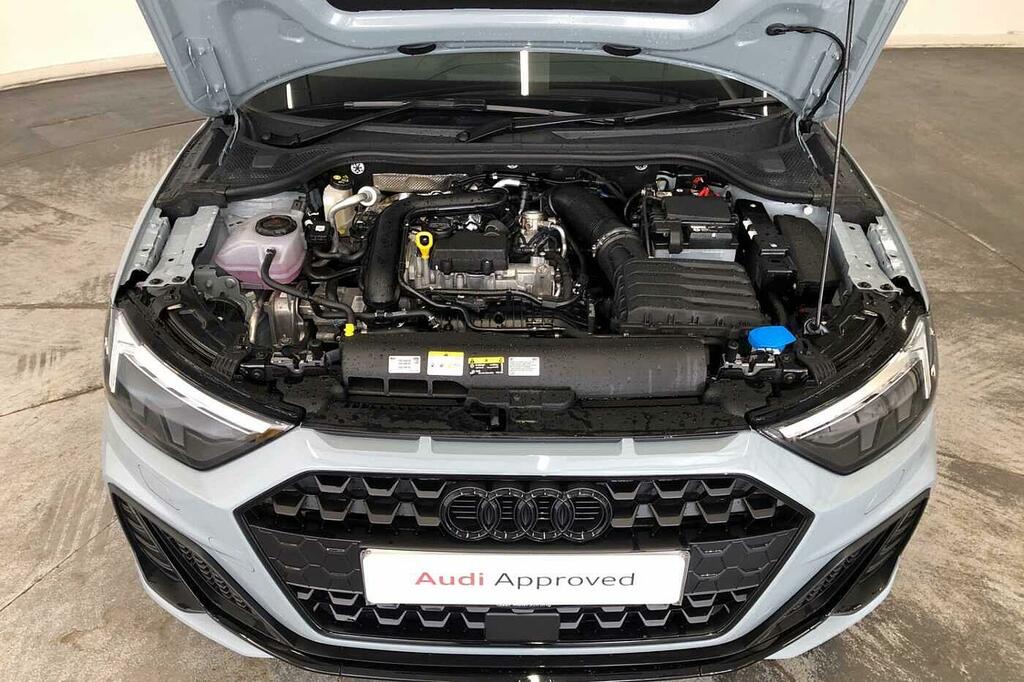 Audi A1 Sport 30 Tfsi 116 Ps S Tronic Blue #9
