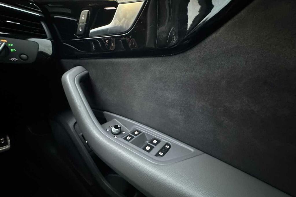 Audi A4 2.0 Tfsi 35 Black Edition Saloon S Tron Black #11