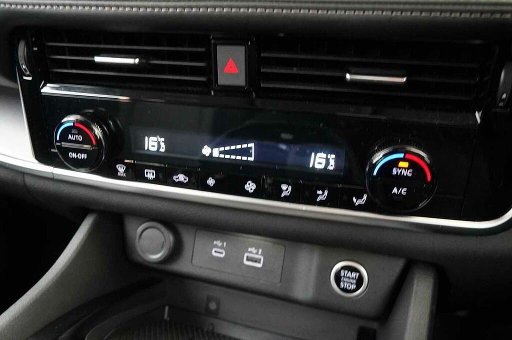 Nissan X-Trail E-4orce Tekna Plus Black #25