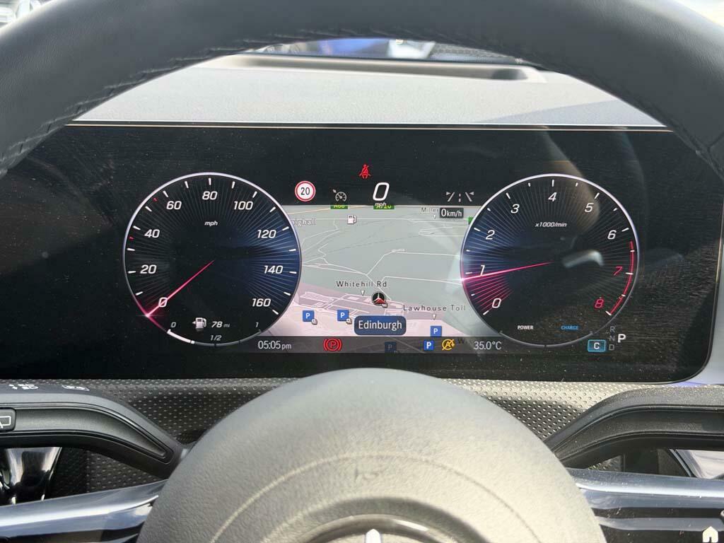 Mercedes-Benz CLA Class Cla 180 Amg Line Premium Plus KM75XSE Blue #4