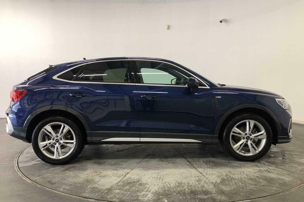 Audi Q3 Suv S Line Tfsi 150 Ps S Tronic Black #4