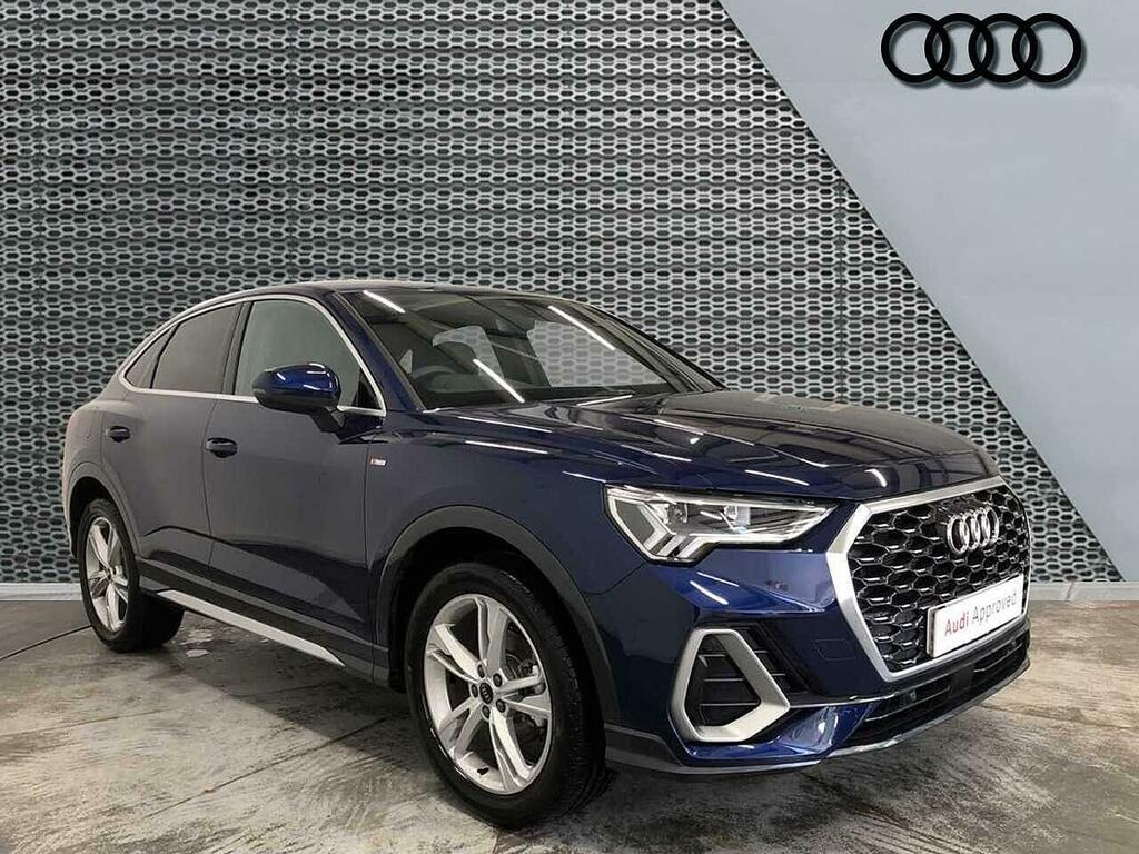 Audi Q3 Suv S Line Tfsi 150 Ps S Tronic Black #1