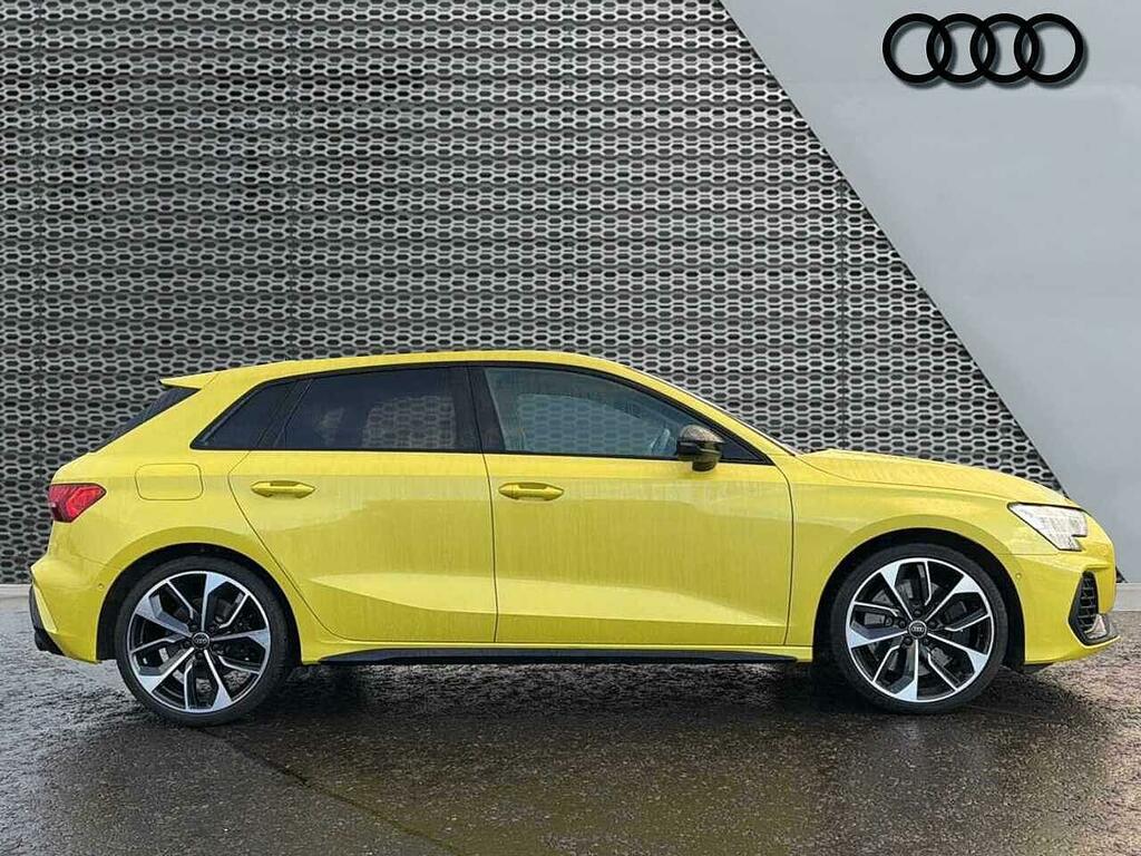 Audi A3 Black Edition Tfsi 333 Ps S Tronic FV74OEU Yellow #4