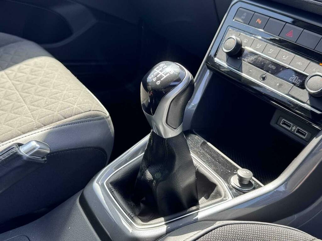 Volkswagen T-Cross First Edition White #7