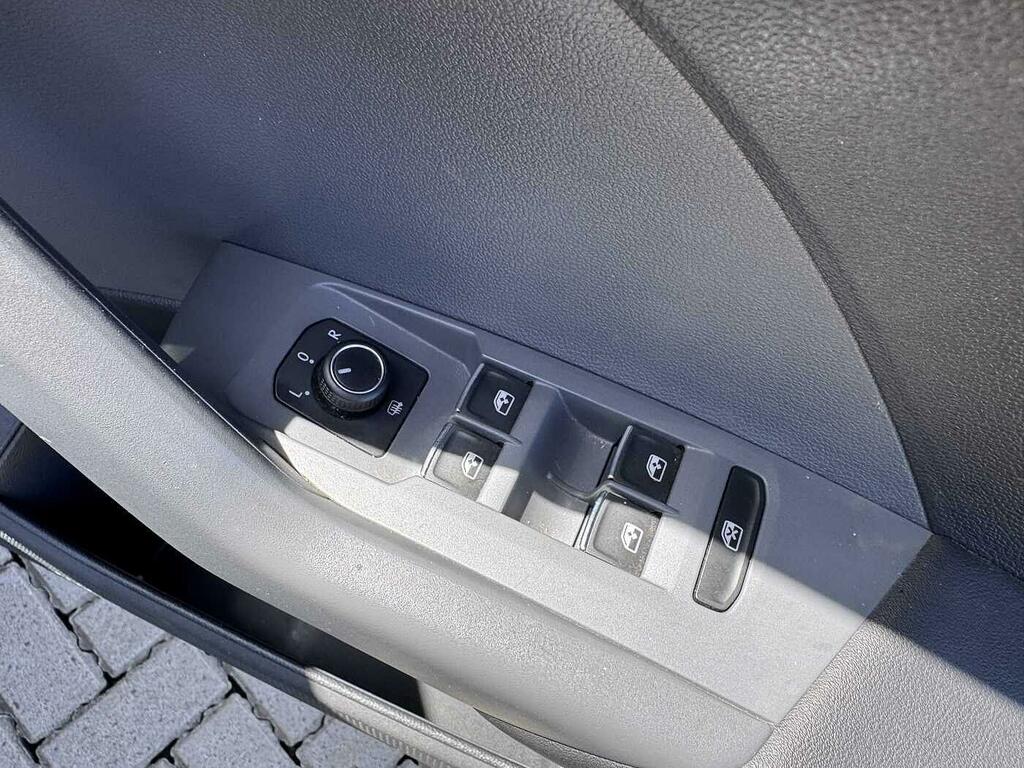 Volkswagen T-Cross First Edition White #17