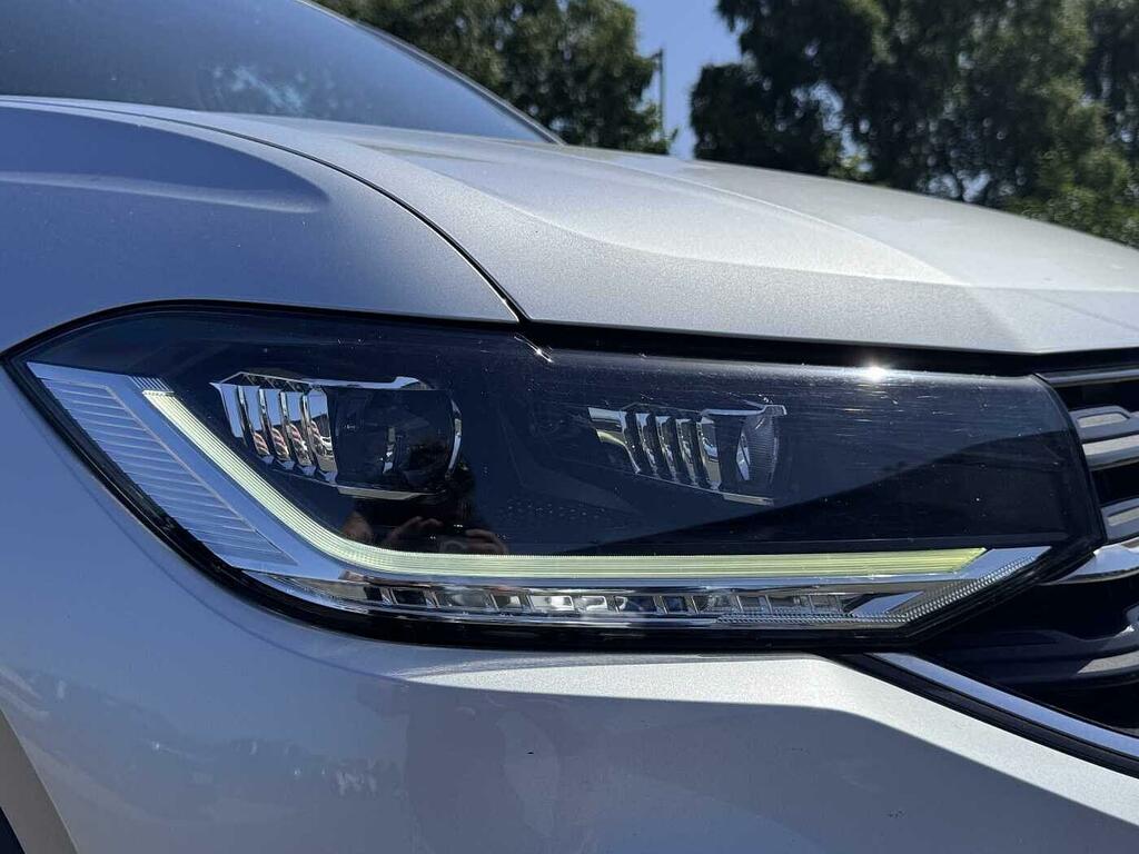 Volkswagen T-Cross First Edition White #32