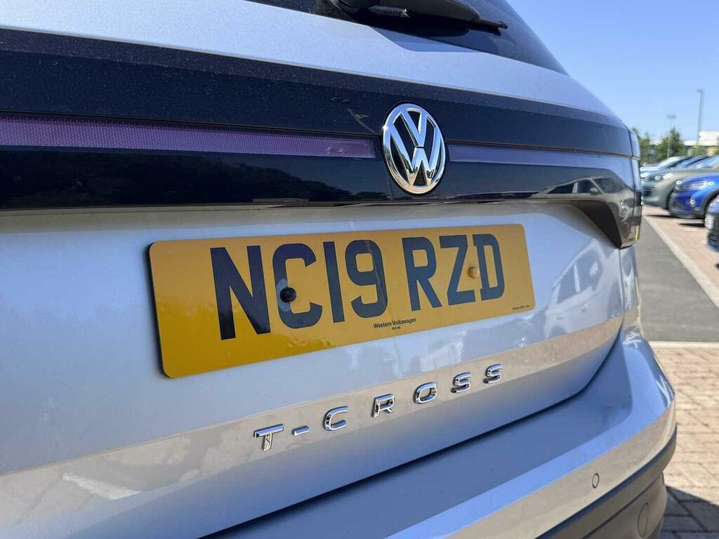 Volkswagen T-Cross First Edition White #36